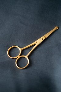 MERCHANT & MILLS SHORT BLADE SAFETY SCISSORS GOLD