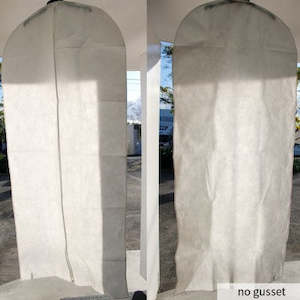 GARMENT BAG WITHOUT GUSSET