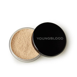 Youngblood Mineral Loose Foundation Ivory amelda