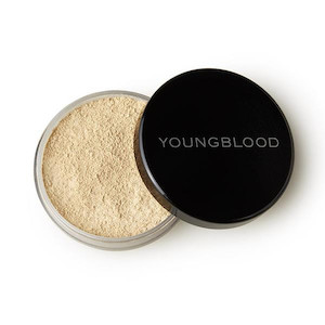 Youngblood Mineral Loose Foundation Pearl amelda