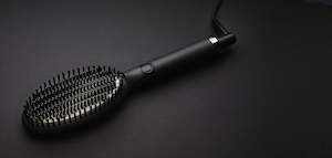 GHD Glide hot brush