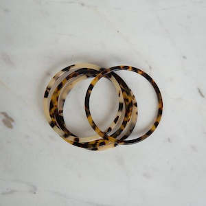 Sophie: Tort Bangle