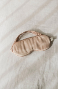 Penney Bennett: Silk Eye Mask - Rose