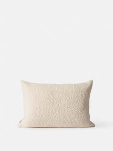 Bedding: Boucle Cushion With Inner