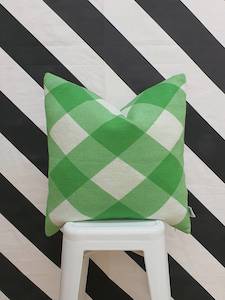 Clothing accessory: Cushion - Green Check