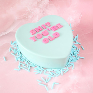 Personalised Heart Smash Cake (1kg)