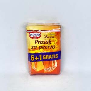 General store operation - mainly grocery: DR.OETKER Baking Powder 7x12g