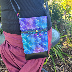 Products: Dragon Scales Carefree Crossbody hewetson-ridge