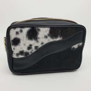 Unisex Toiletry Bag - Black & White