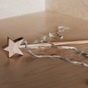 Star Wooden Wand - Light Tone