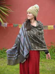 Variety: Elephant and Horse Shawl