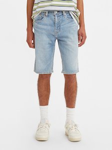 Clothing: LEVIS // 405 Standard Short Fight the Feelin