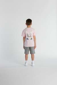 CRATE KIDS X RAINBOWS END // Corkscrew Script Tee PINK