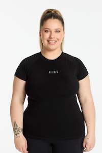 THE ESSENTIAL FULL LENGTH TEE ONYX