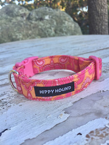 Pretty & retro pink & orange paisley hippy-hound