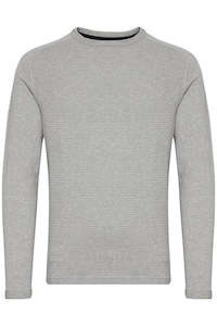 Clothing: HE Knitted Pullover