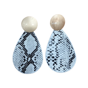 Soho Earrings Blk & Wht Tear