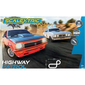 Hobby equipment and supply: Scalextric C1430 Set: Australian Highway Patrol