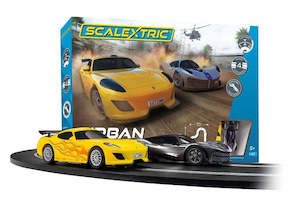 Hobby equipment and supply: Scalextric C1426 Set: Urban Rampage