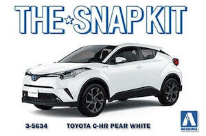 Aoshima 5634 1/32 TOYOTA C-HR - WHITE PEARL