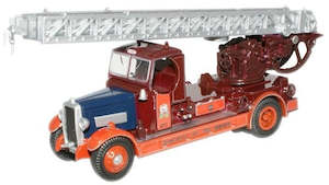 Hobby equipment and supply: Oxford OX-TLM003 1/76 Leyland TLM Fire Engine