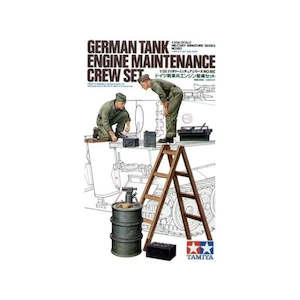 Tamiya 35180 1/35 German Tank Engine Maintenance Crew Set (WWII)