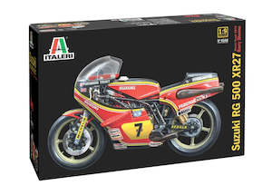 Hobby equipment and supply: Italeri 4644 1/9 SUZUKI RG500 XR27 Team Heron