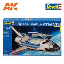 Revell 04544 1/144 Space Shuttle Atlantis