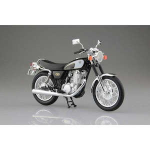 Hobby equipment and supply: xAoshima 10585 1/12 Yamaha SR400/500 - Glitter Black