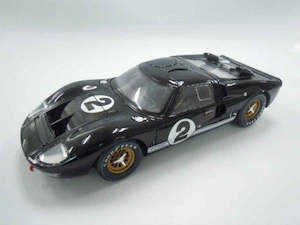 Shelby Collectables SHE-408 1/18 1966 Ford GT 40 MKII #2