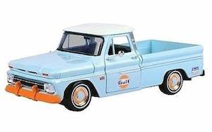 Hobby equipment and supply: Motormax MX-79648 1/24 1966 Chevy C10 Fleetside Pickup- Gulf