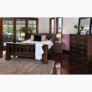 Felton Solid Pinewood 6pcs Bedroom Set