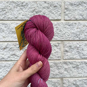 Yarn: Knitsch BFL Sock - The time to articulate