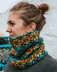 Yarn: Radiant Star Cowl - Jamieson & Smith Printed Pattern