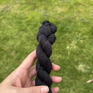 Yarn: Knitsch BFL Sock Mini - Black coffee is the best