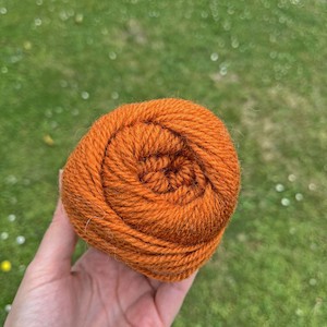 Machine washable 8ply wool - Re-loved