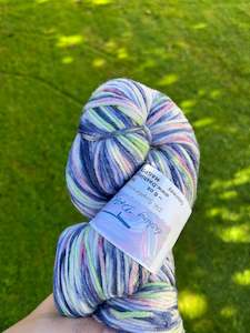 Dashing Dachs - Magpie - DK Superwash Merino - Re-loved