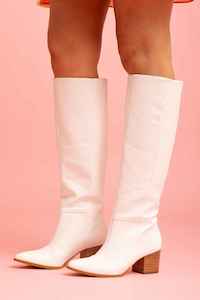 Womenswear: HEY MON Frankie Boot White