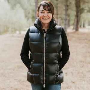 MOKE Ester Vest Black