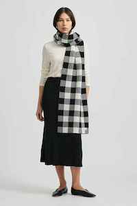 TOORALLIE Checked Scarf BlackIvory