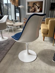 Tulip Side Chair – Upholstered