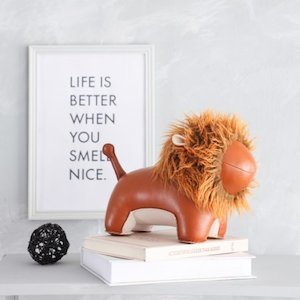 Zuny Bookend Lion