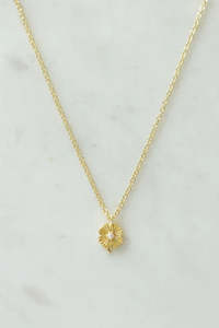 Love Lily Necklace - Gold