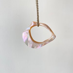 Mother of Pearl Whelk Ring Necklace