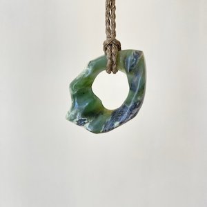 Pounamu Whelk Ring Necklace