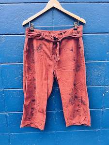 Red 3/4 trousers ~ Linen ~ 12