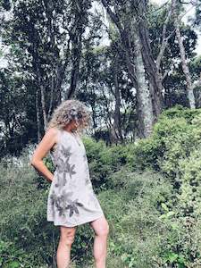 Liquid Amber & Bracken dress ~ Linen ~ S