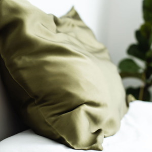 Pure Silk: 100% Pure Silk Pillowcase Pair- Olive