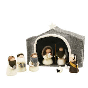 Gift: Standing Felt Nativity Set of 8