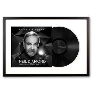 Decoration: Framed Neil Diamond - Classic Diamonds with the London symphony orchestra - Double Vinyl Album Art